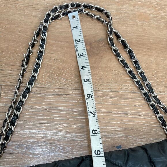 Chico’s black puffer bag with adjustable crossbody/ shoulder chain strap - Picture 9 of 10